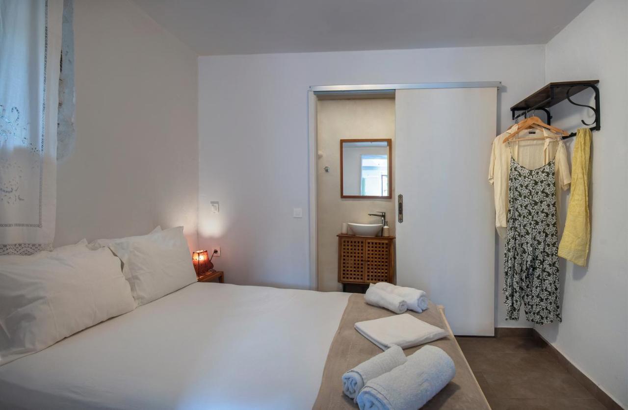 Feneri 3 -Cozy Rustic Apt 20' From Elafonisi Beach Περιβόλια Εξωτερικό φωτογραφία
